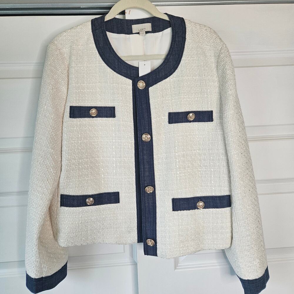 NWT LOFT Cream Tweed Lady Jacket with Navy Denim Trim Gold Buttons XL - Picture 3 of 7